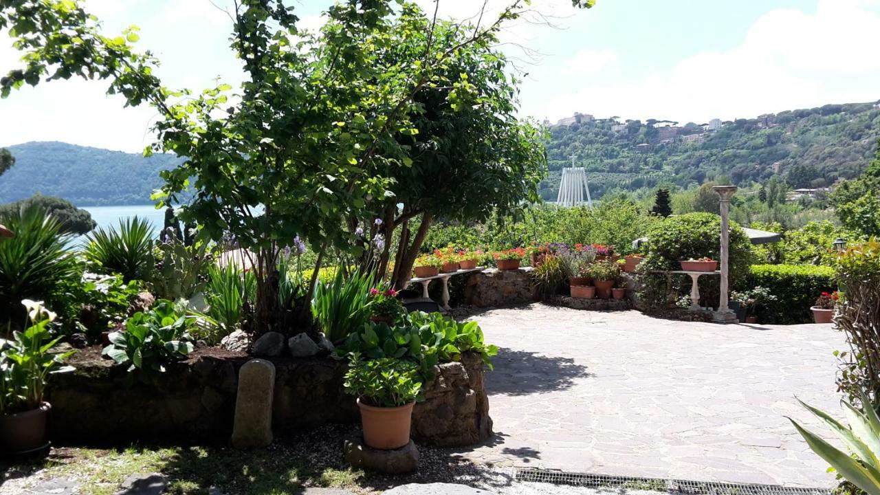 Bed&Breakfast "Fiorella" Sul Lago Castel Gandolfo Exterior photo